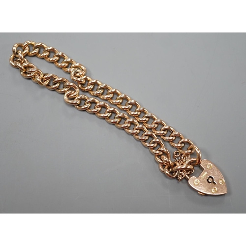 1895 - An Edwardian 9ct gold curb link bracelet wit heart shaped padlock clasp, approx. 18cm, 11.4 grams.... 