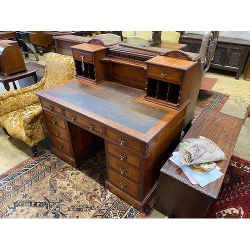 123 - A late Victorian walnut pedestal desk, length 122cm, depth 70cm, height 114cm