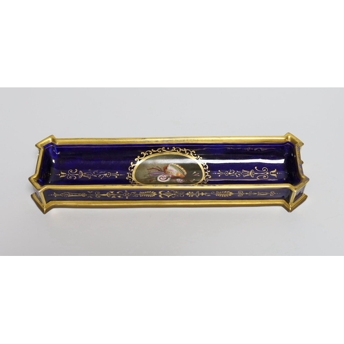 306 - A Flight Barr and Barr Royal Porcelain Works Worcester porcelain shell painted pen tray, 25cm long... 