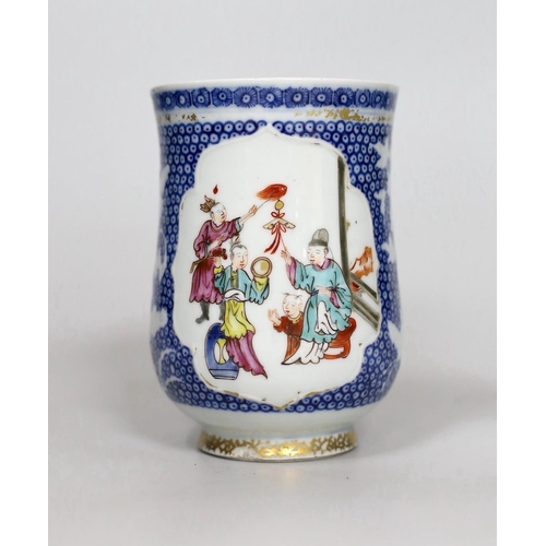 405 - An 18th century Chinese export famille rose mug, 11.5cm