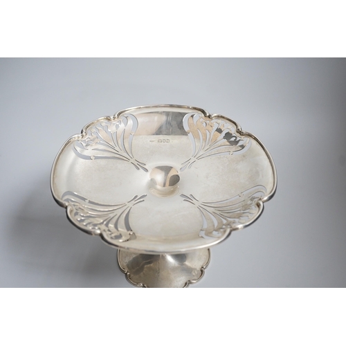 801 - An Edwardian Art Nouveau silver tazza, Sibray, Hall & Co Ltd, London, 1901, height 15cm, 17.5oz.... 