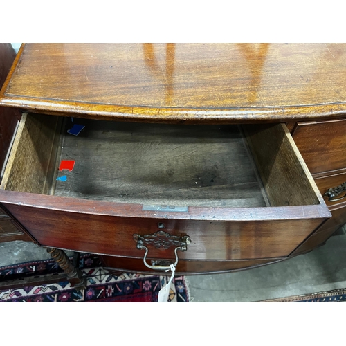 1044 - An early Victorian mahogany bow fronted chest of drawers, width 105cm, depth 53cm, height 105cm... 