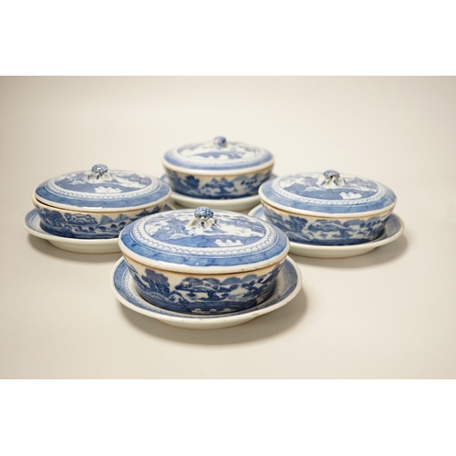 1264 - A set of four Chinese Export sauce tureens on stands, early 19th century. 7.5cm tall