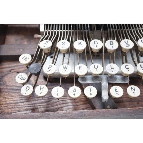 1295 - A Blickensderfer typewriter in fitted wooden case