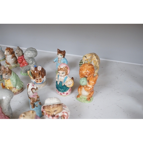 1366 - A collection of 24 Beswick Beatrix Potter porcelain animals