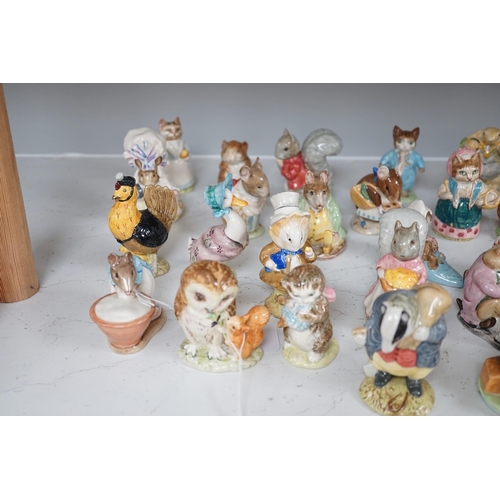 1366 - A collection of 24 Beswick Beatrix Potter porcelain animals