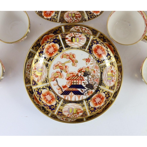 102 - A Spode part tea service painted in Imari style with pattern 1956, c.1820, comprising a teapot cover... 