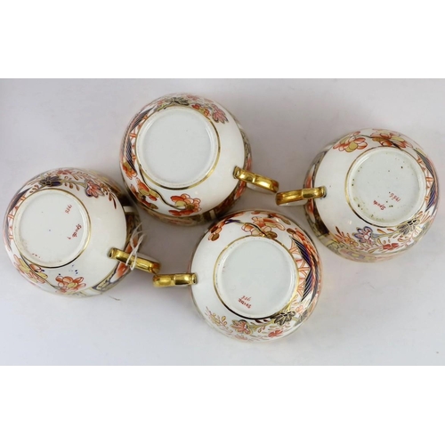 102 - A Spode part tea service painted in Imari style with pattern 1956, c.1820, comprising a teapot cover... 