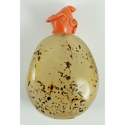 195 - A Chinese shadow agate pebble snuff bottle, 18th/19th century, reasonably well hollowed, with peach ... 