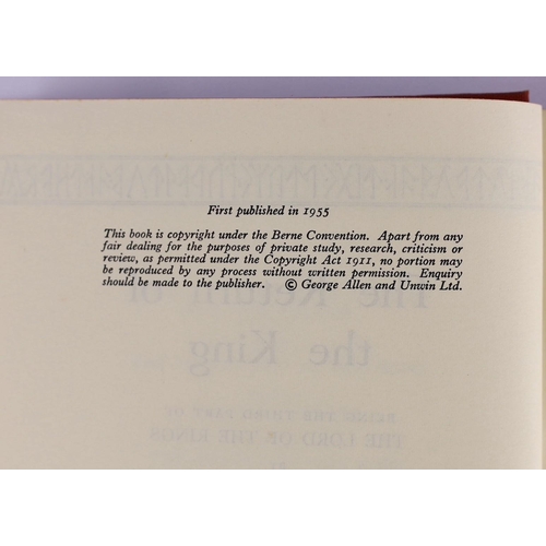 5 - ° ° Tolkein, John Ronald Reuel - The Lord of the Rings trilogy; comprises: The Fellowship of the Rin... 