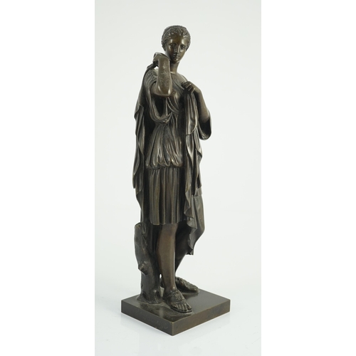 61 - After the antique, a French Reduction Sauvage bronze figure of 'Diana de Gabies', on square plinth, ... 