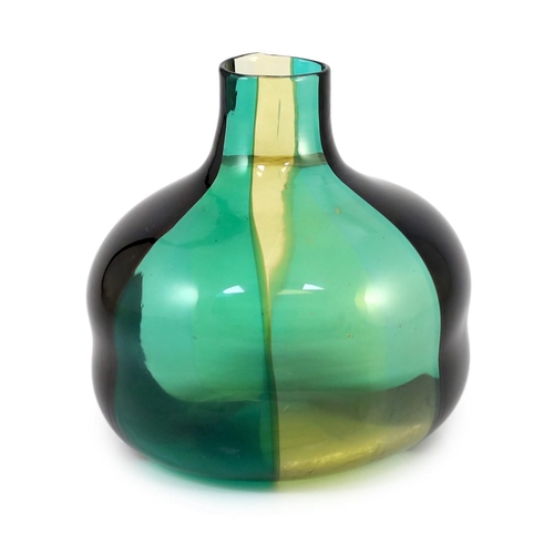 70 - A Venini Murano Spicchi glass vase, designed by Fulvio Bianconi, c.1955, model 4890, in green, dar... 