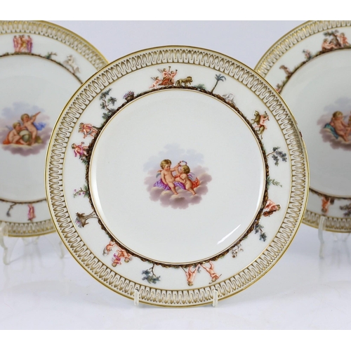 92 - A set of five Meissen Capo di Monte style plates, 19th century, each painted to the centre with cher... 