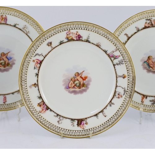 92 - A set of five Meissen Capo di Monte style plates, 19th century, each painted to the centre with cher... 