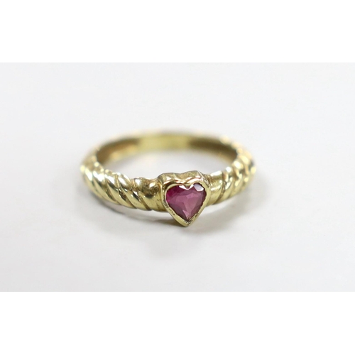 1950 - A 1970's 9ct gold and collet set heart shaped single stone garnet ring, size M/N, gross weight 2.1 g... 