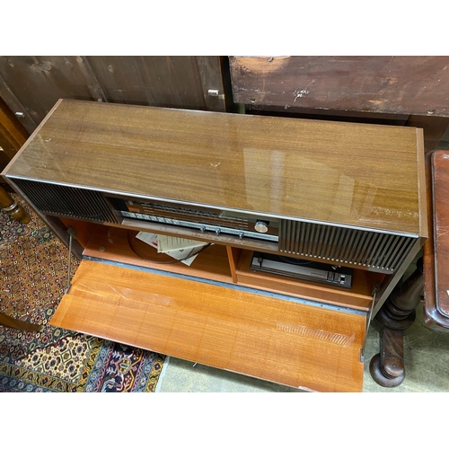 1063 - A mid century Grundig Mandello stereogram, length 118cm, depth 36cm, height 78cm