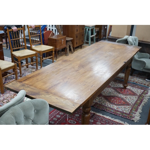 1209 - A Victorian style rectangular elm farmhouse table, length 272cm, depth 87cm, height 78cm