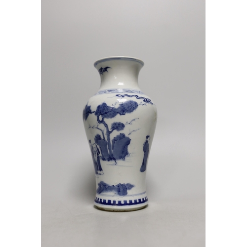 1254 - A Chinese blue and white vase, 20cm