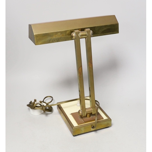 1278 - A 1920s style brass lamp, 30cm