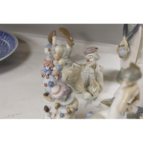 1347 - A group of Lladro and Lladro type figures (9)