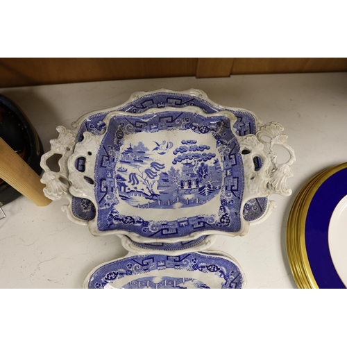 1389 - An early 19th century pearlware part dessert set - comport and three shaped dishes, comport 36cms wi... 