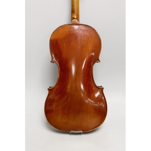 1394 - A French single back violin, interior label reads Médio Fino, back measures 35.5cm excl button. Wi... 