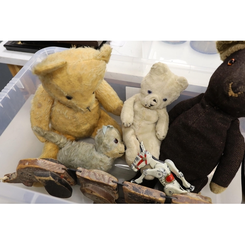 1526 - A selection of various early to mid 20th century teddy bears and toys, to include a Tri pulling wood... 