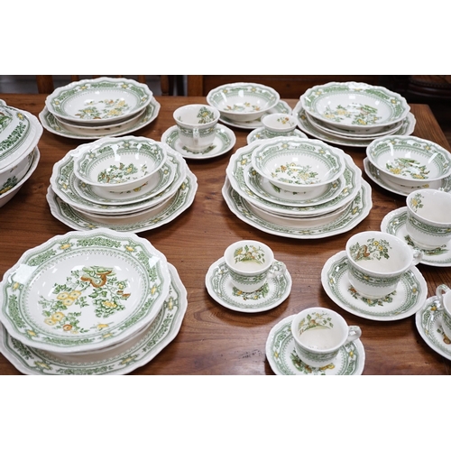 1531 - A complete Masons Ironstone Manchu pattern dinner service (settings for twelve persons), comprising ... 