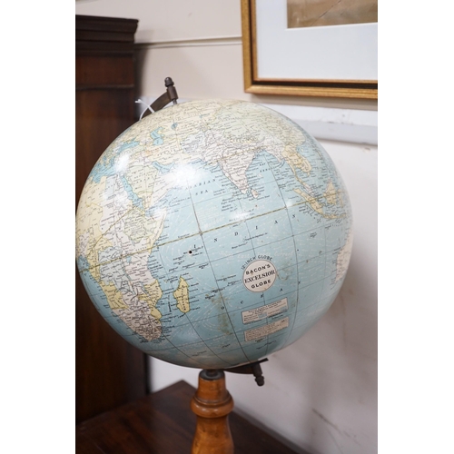 1532 - A Bacon's Excelsior 12-inch globe