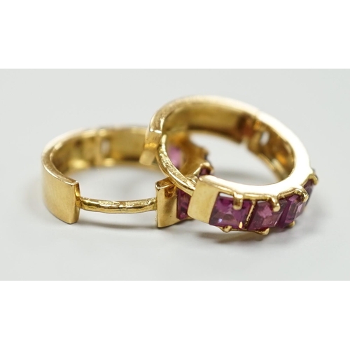 1882 - A modern pair of Italian 750 yellow metal and four stone square cut garnet set hoop earrings, 14mm, ... 