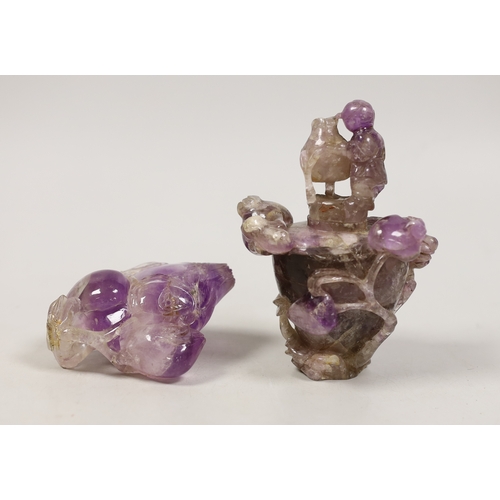 1468 - Two Chinese amethyst crystal carvings of peaches and a vase, tallest 8.5 cm