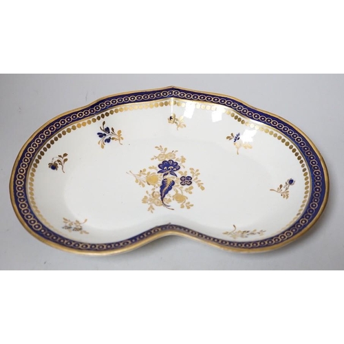 253 - An 18th century Caughley kidney shaped dish with blue and gilt decoration, 28cms wide