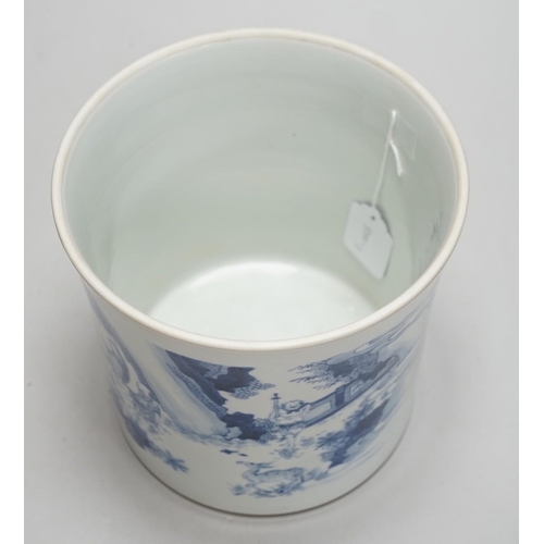 290 - A large Chinese blue and white brushpot, 20.5 cms high