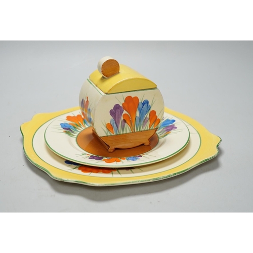 361 - A Clarice Cliff seventeen piece Autumn Crocus part teaset, including a preserve jar and cover