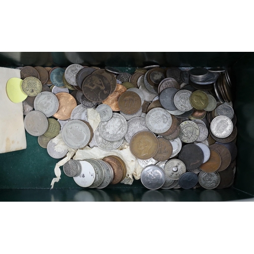 525 - A box of UK and World coins including George V and George VI florins, shillings etc