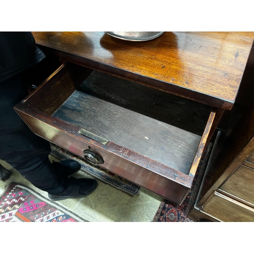 86 - A George IV mahogany chest, width 98cm, depth 49cm, height 89cm