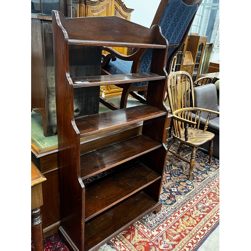 1048 - A 19th century mahogany graduated open bookcase, length 82cm, depth 31cm, height 152cm