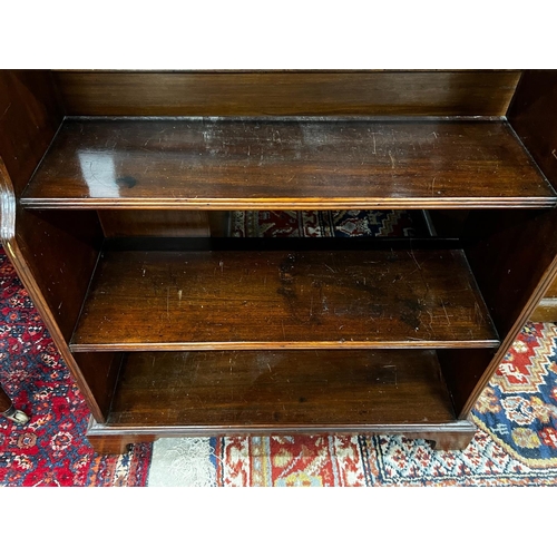 1048 - A 19th century mahogany graduated open bookcase, length 82cm, depth 31cm, height 152cm