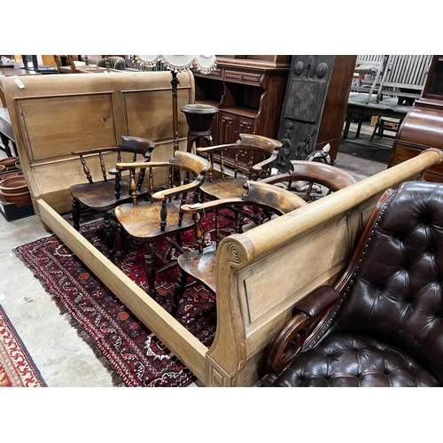 1089 - A pine sleigh bed frame, width 161cm, length 240cm, height 120cm