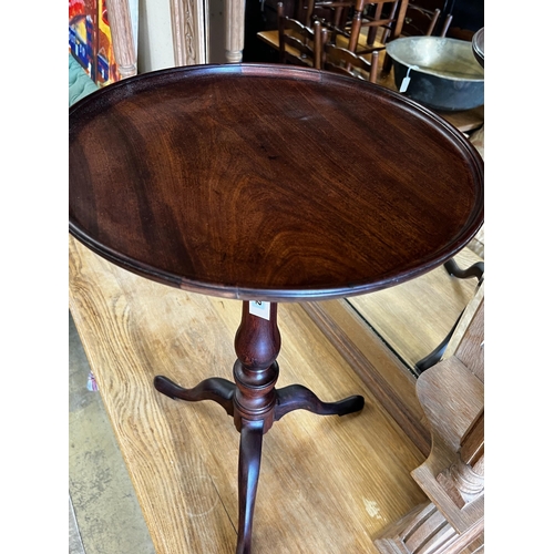 132 - A Victorian and later circular mahogany tripod wine table, diameter 46cm, height 66cm