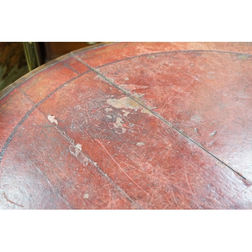 191 - A Regency mahogany drum table, diameter 114cm, height 76cm