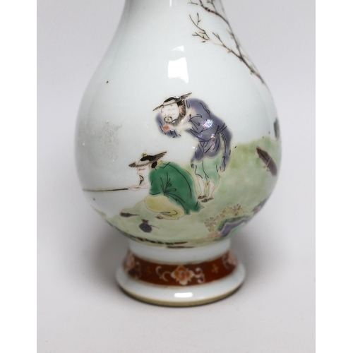 258 - A Chinese fishing vase, 23cm