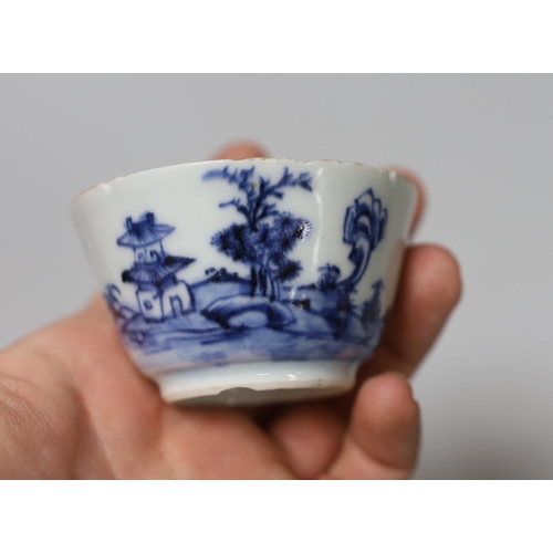 270 - A Chinese Kangxi blue and white tea bowl and saucer, and a blue and white bowl, largest 13cm diamete... 