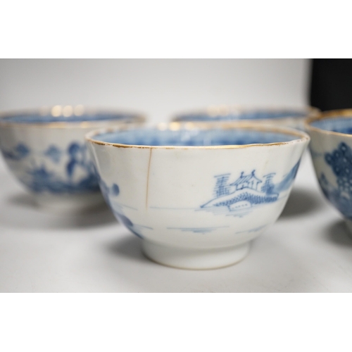 276 - A group of 19th century and later Chinese blue and white porcelain, tallest 31cm