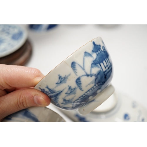 276 - A group of 19th century and later Chinese blue and white porcelain, tallest 31cm