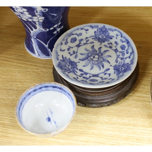 276 - A group of 19th century and later Chinese blue and white porcelain, tallest 31cm