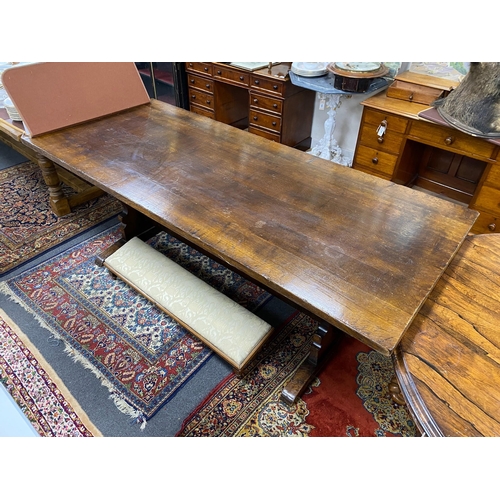 1027 - An 18th century style rectangular oak refectory dining table, length 213cm, width 91cm, height  76cm... 