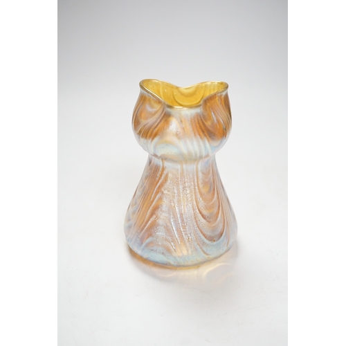 1267 - A Loetz iridescent glass vase, 14cm