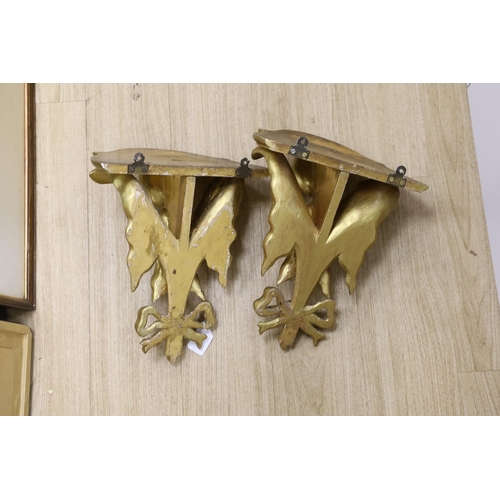 1305 - A pair of decorative ivy carved giltwood wall brackets, 40cms high