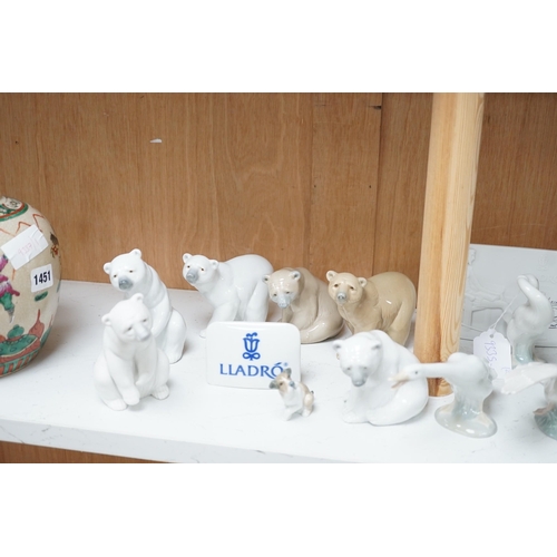 1452 - A collection of Lladro bears, ducks figurines and plaques (20)